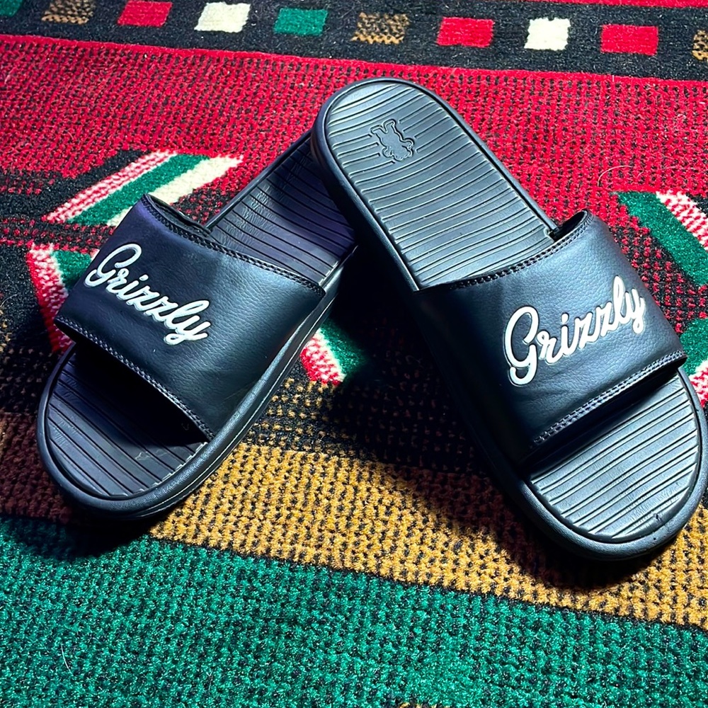 Grizzly Slip Ons